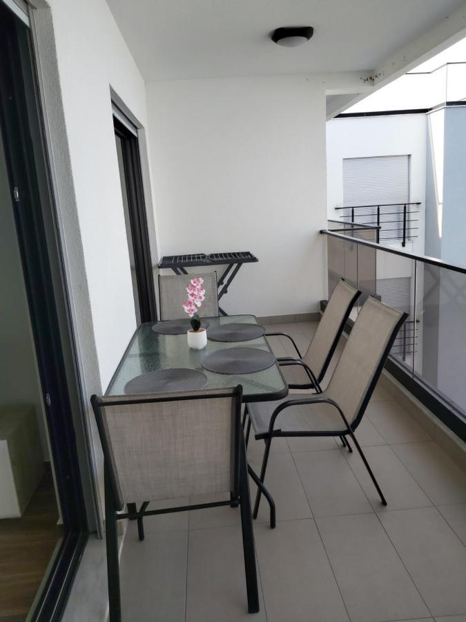 Apartmani Aida 도브라 보다 외부 사진