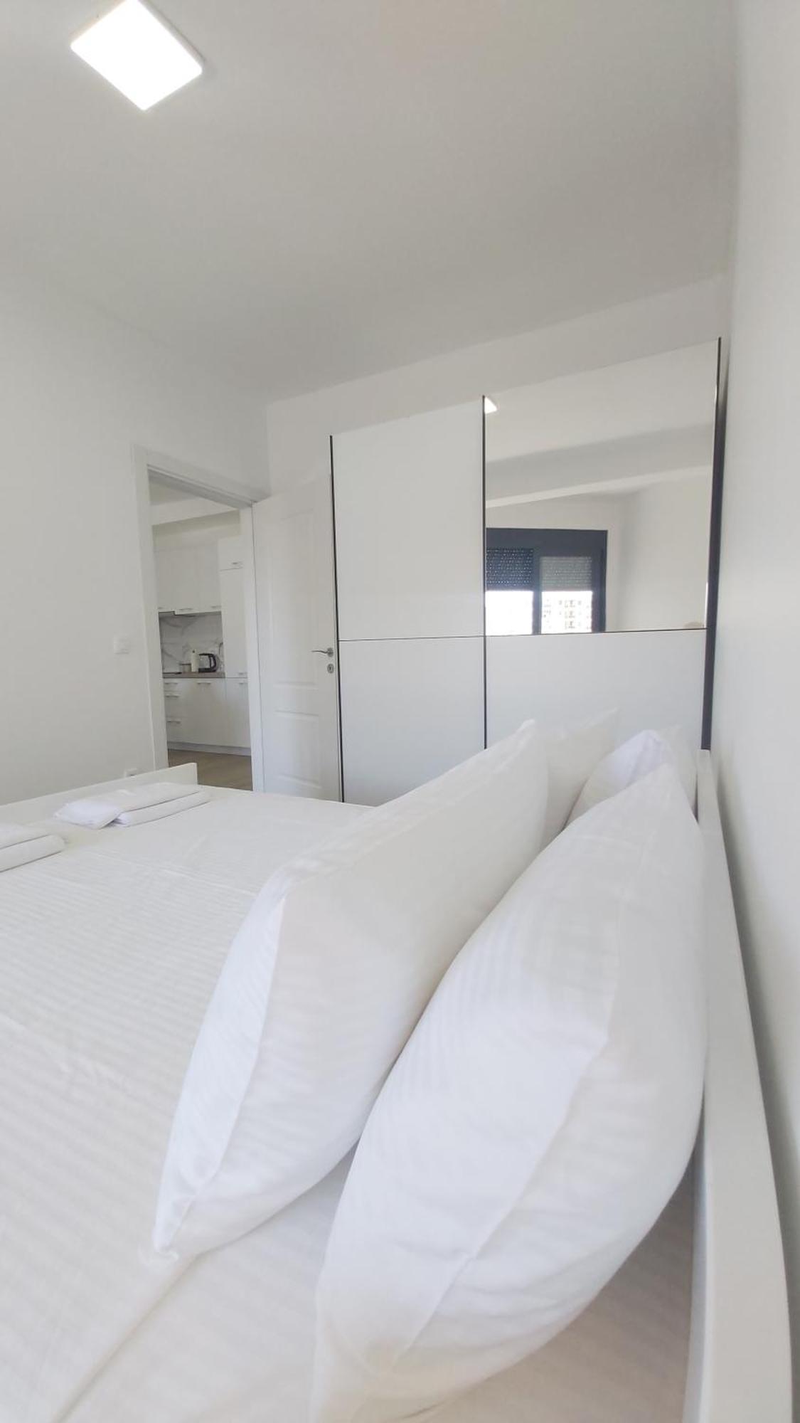 Apartmani Aida 도브라 보다 외부 사진